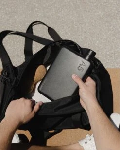 Memobottle A5 Bottle Stainless Steel 1050ml Black 8 Memobottle A5 Bottle Stainless Steel 1050ml Black -Waterfles Voor Buiten 961x1200 3